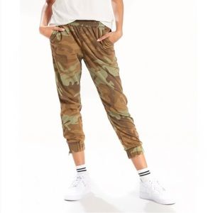 Levi’s camouflage joggers